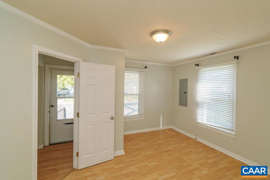 1428 2ND ST, WAYNESBORO, Virginia 22980, 2 Bedrooms Bedrooms, ,1 BathroomBathrooms,Residential,For sale,1428 2ND ST,670423 MLS # 670423 1428 2ND ST, WAYNESBORO, Virginia 22980, 2 Bedrooms Bedrooms, ,1 BathroomBathrooms,Residential,For sale,1428 2ND ST,670423 MLS # 670423