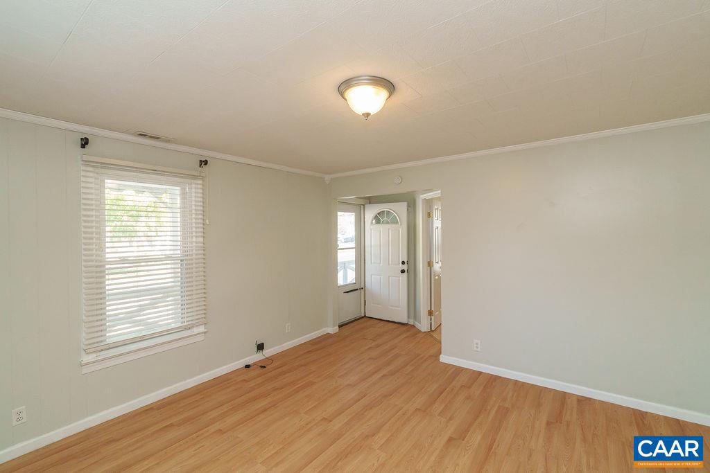 1428 2ND ST, WAYNESBORO, Virginia 22980, 2 Bedrooms Bedrooms, ,1 BathroomBathrooms,Residential,For sale,1428 2ND ST,670423 MLS # 670423 1428 2ND ST, WAYNESBORO, Virginia 22980, 2 Bedrooms Bedrooms, ,1 BathroomBathrooms,Residential,For sale,1428 2ND ST,670423 MLS # 670423