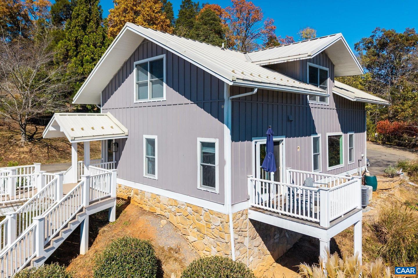 125 RIVER RIDGE DR, PEARISBURG, Virginia 24134, 9 Bedrooms Bedrooms, ,8 BathroomsBathrooms,Residential,For sale,125 RIVER RIDGE DR,670427 MLS # 670427 125 RIVER RIDGE DR, PEARISBURG, Virginia 24134, 9 Bedrooms Bedrooms, ,8 BathroomsBathrooms,Residential,For sale,125 RIVER RIDGE DR,670427 MLS # 670427