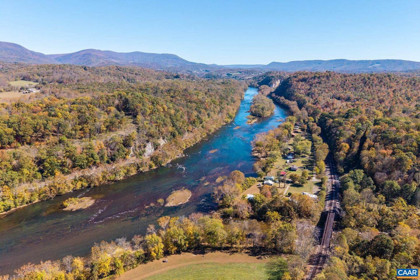 125 RIVER RIDGE DR, PEARISBURG, Virginia 24134, 9 Bedrooms Bedrooms, ,8 BathroomsBathrooms,Residential,For sale,125 RIVER RIDGE DR,670427 MLS # 670427 125 RIVER RIDGE DR, PEARISBURG, Virginia 24134, 9 Bedrooms Bedrooms, ,8 BathroomsBathrooms,Residential,For sale,125 RIVER RIDGE DR,670427 MLS # 670427