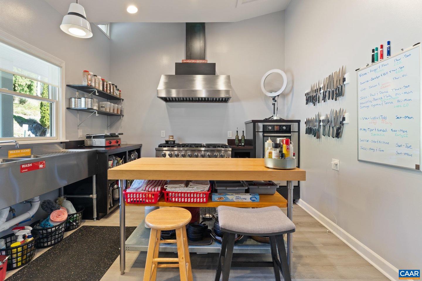 125 RIVER RIDGE DR, PEARISBURG, Virginia 24134, 9 Bedrooms Bedrooms, ,8 BathroomsBathrooms,Residential,For sale,125 RIVER RIDGE DR,670427 MLS # 670427 125 RIVER RIDGE DR, PEARISBURG, Virginia 24134, 9 Bedrooms Bedrooms, ,8 BathroomsBathrooms,Residential,For sale,125 RIVER RIDGE DR,670427 MLS # 670427