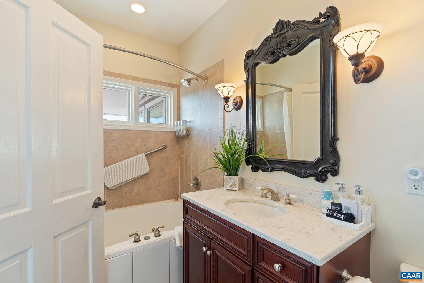 125 RIVER RIDGE DR, PEARISBURG, Virginia 24134, 9 Bedrooms Bedrooms, ,8 BathroomsBathrooms,Residential,For sale,125 RIVER RIDGE DR,670427 MLS # 670427 125 RIVER RIDGE DR, PEARISBURG, Virginia 24134, 9 Bedrooms Bedrooms, ,8 BathroomsBathrooms,Residential,For sale,125 RIVER RIDGE DR,670427 MLS # 670427