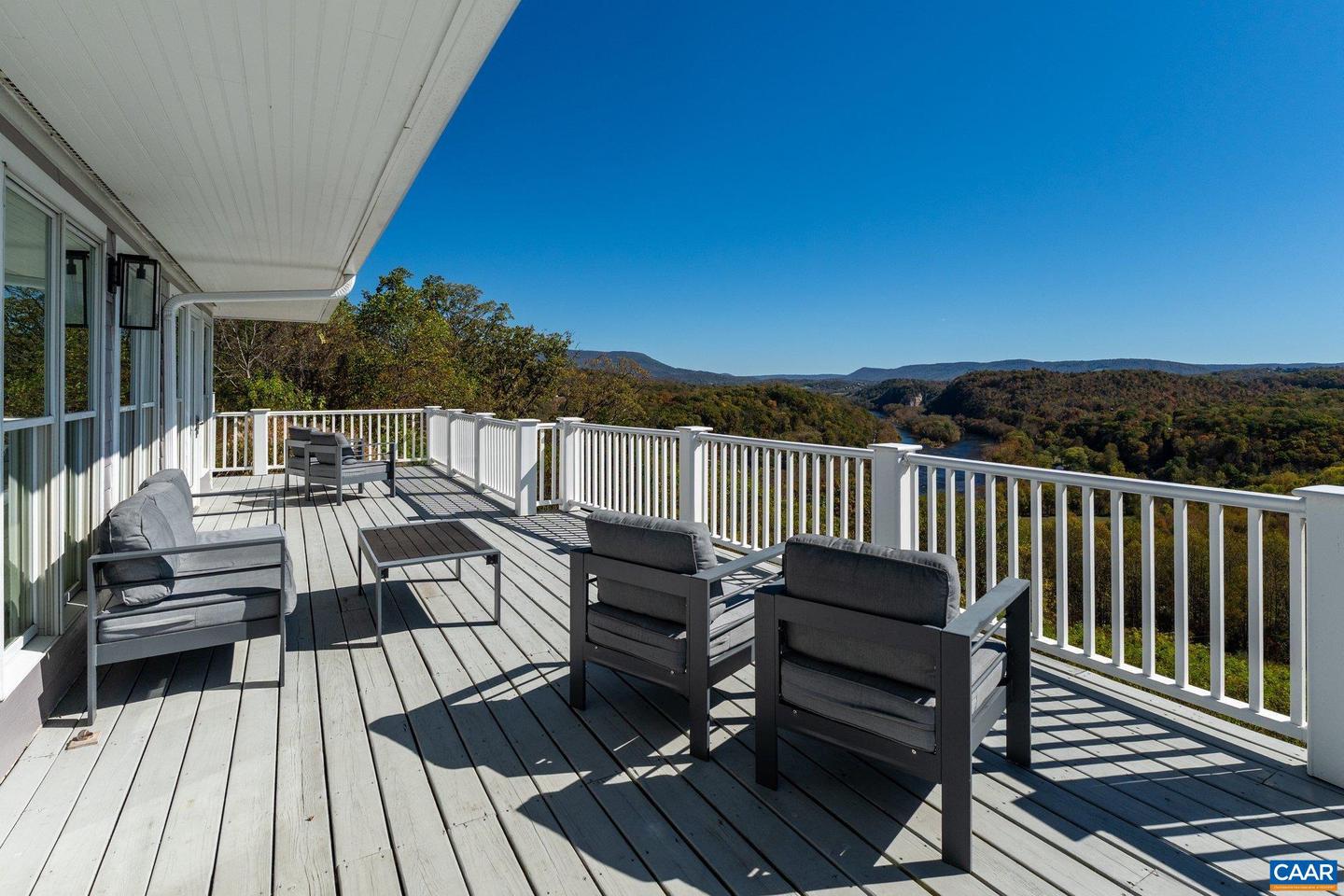 125 RIVER RIDGE DR, PEARISBURG, Virginia 24134, 9 Bedrooms Bedrooms, ,8 BathroomsBathrooms,Residential,For sale,125 RIVER RIDGE DR,670427 MLS # 670427 125 RIVER RIDGE DR, PEARISBURG, Virginia 24134, 9 Bedrooms Bedrooms, ,8 BathroomsBathrooms,Residential,For sale,125 RIVER RIDGE DR,670427 MLS # 670427