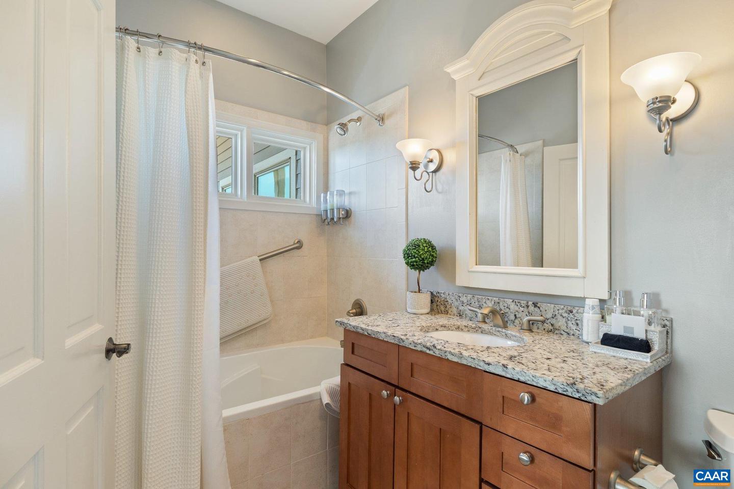 125 RIVER RIDGE DR, PEARISBURG, Virginia 24134, 9 Bedrooms Bedrooms, ,8 BathroomsBathrooms,Residential,For sale,125 RIVER RIDGE DR,670427 MLS # 670427 125 RIVER RIDGE DR, PEARISBURG, Virginia 24134, 9 Bedrooms Bedrooms, ,8 BathroomsBathrooms,Residential,For sale,125 RIVER RIDGE DR,670427 MLS # 670427