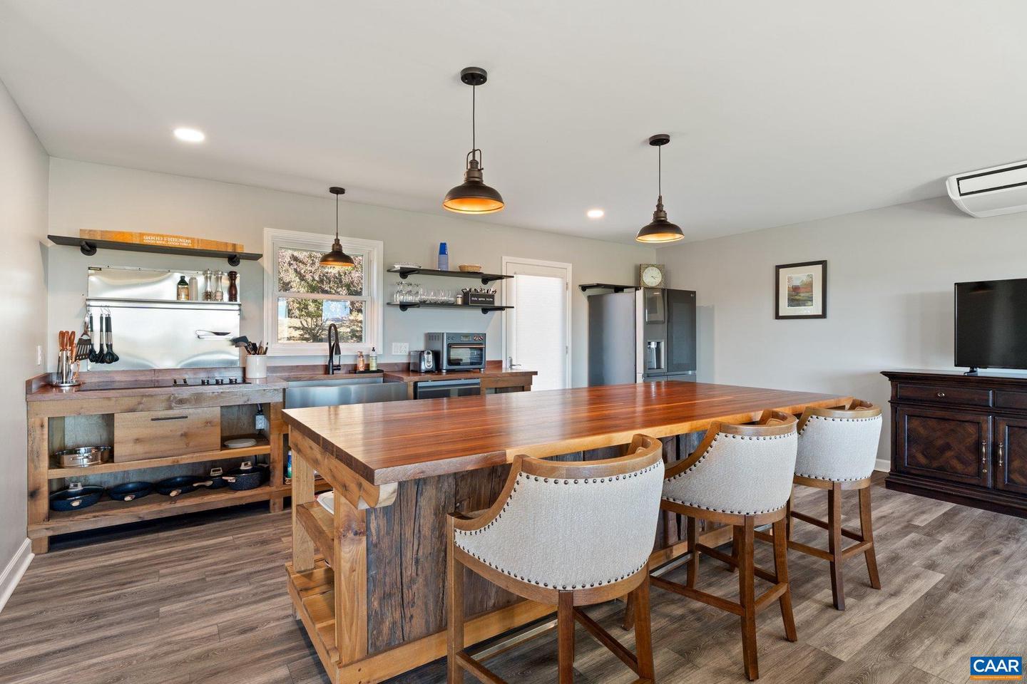 125 RIVER RIDGE DR, PEARISBURG, Virginia 24134, 9 Bedrooms Bedrooms, ,8 BathroomsBathrooms,Residential,For sale,125 RIVER RIDGE DR,670427 MLS # 670427 125 RIVER RIDGE DR, PEARISBURG, Virginia 24134, 9 Bedrooms Bedrooms, ,8 BathroomsBathrooms,Residential,For sale,125 RIVER RIDGE DR,670427 MLS # 670427