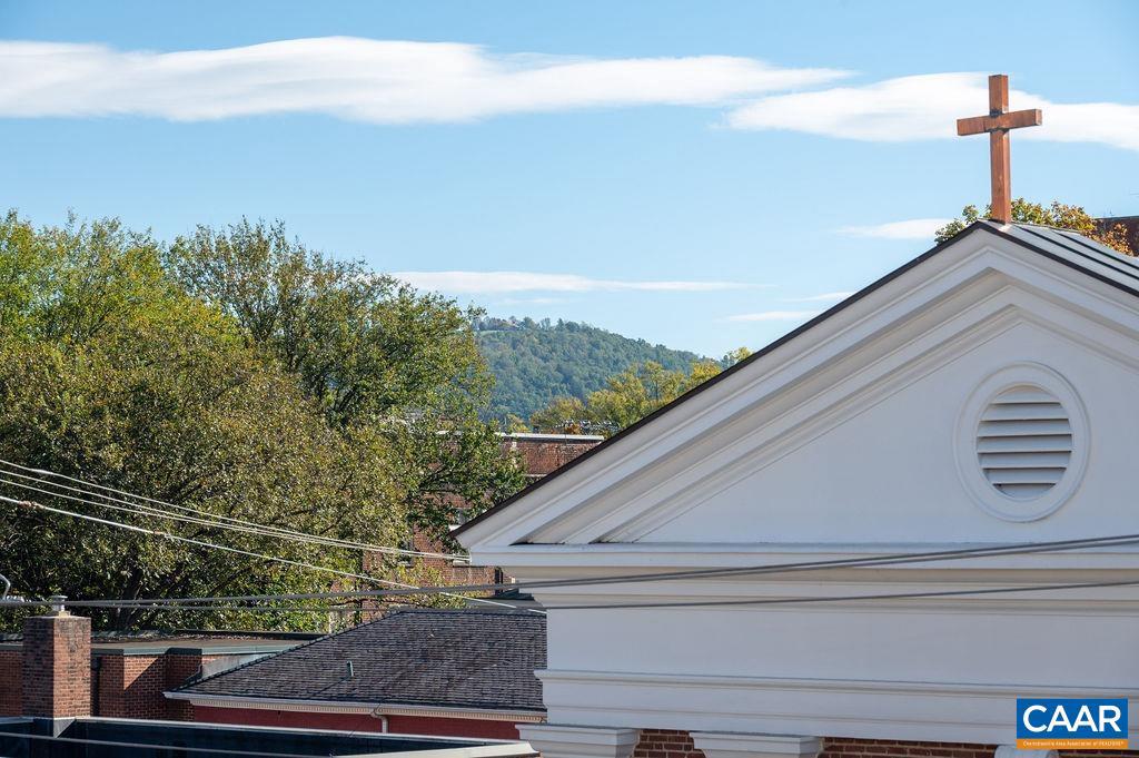 253 EAST JEFFERSON ST, CHARLOTTESVILLE, Virginia 22902, 2 Bedrooms Bedrooms, ,2 BathroomsBathrooms,Residential,For sale,253 EAST JEFFERSON ST,670411 MLS # 670411 253 EAST JEFFERSON ST, CHARLOTTESVILLE, Virginia 22902, 2 Bedrooms Bedrooms, ,2 BathroomsBathrooms,Residential,For sale,253 EAST JEFFERSON ST,670411 MLS # 670411