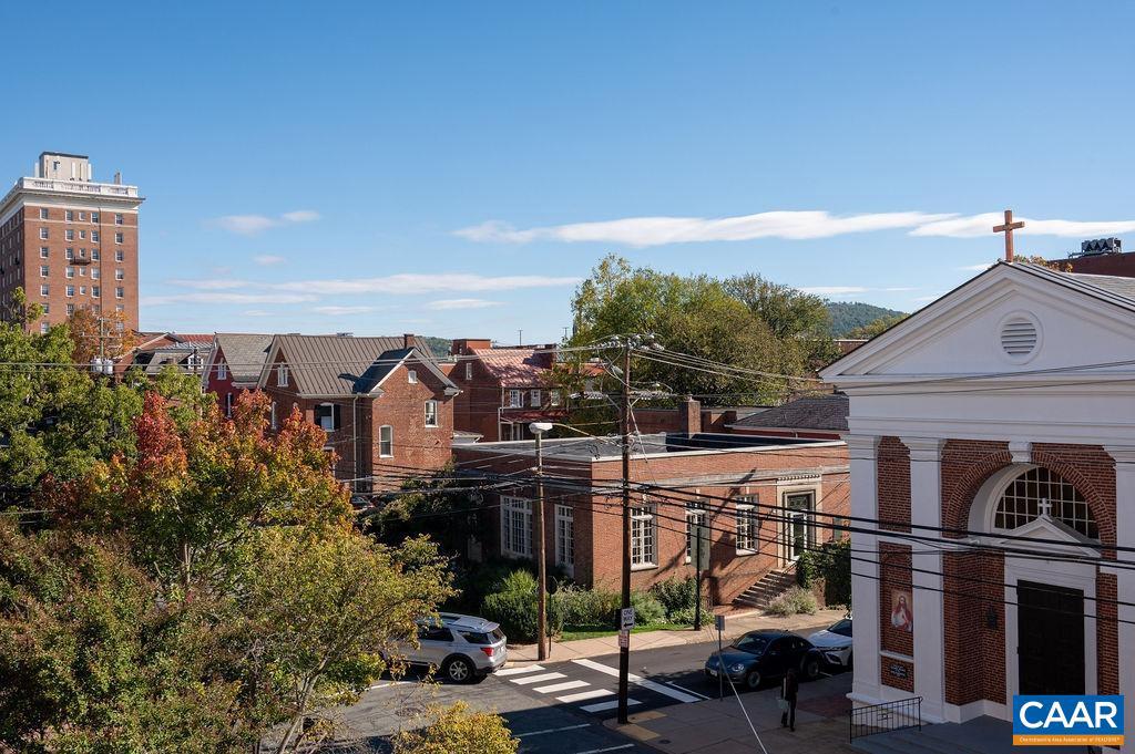 253 EAST JEFFERSON ST, CHARLOTTESVILLE, Virginia 22902, 2 Bedrooms Bedrooms, ,2 BathroomsBathrooms,Residential,For sale,253 EAST JEFFERSON ST,670411 MLS # 670411 253 EAST JEFFERSON ST, CHARLOTTESVILLE, Virginia 22902, 2 Bedrooms Bedrooms, ,2 BathroomsBathrooms,Residential,For sale,253 EAST JEFFERSON ST,670411 MLS # 670411