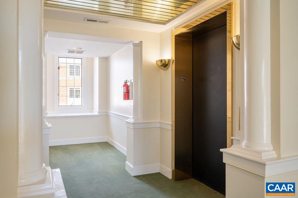 253 EAST JEFFERSON ST, CHARLOTTESVILLE, Virginia 22902, 2 Bedrooms Bedrooms, ,2 BathroomsBathrooms,Residential,For sale,253 EAST JEFFERSON ST,670411 MLS # 670411 253 EAST JEFFERSON ST, CHARLOTTESVILLE, Virginia 22902, 2 Bedrooms Bedrooms, ,2 BathroomsBathrooms,Residential,For sale,253 EAST JEFFERSON ST,670411 MLS # 670411