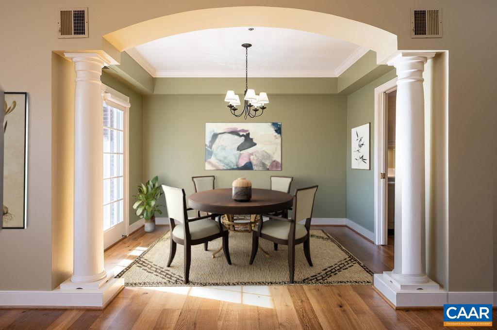 253 EAST JEFFERSON ST, CHARLOTTESVILLE, Virginia 22902, 2 Bedrooms Bedrooms, ,2 BathroomsBathrooms,Residential,For sale,253 EAST JEFFERSON ST,670411 MLS # 670411 253 EAST JEFFERSON ST, CHARLOTTESVILLE, Virginia 22902, 2 Bedrooms Bedrooms, ,2 BathroomsBathrooms,Residential,For sale,253 EAST JEFFERSON ST,670411 MLS # 670411