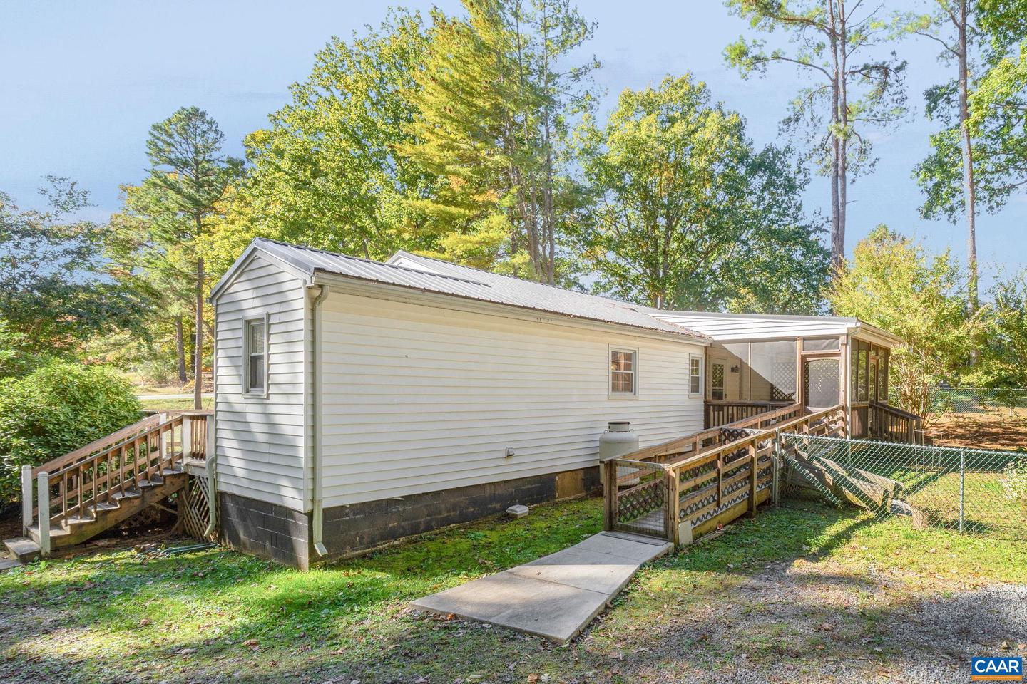 2380 S CONSTITUTION RTE, DILLWYN, Virginia 23936, 2 Bedrooms Bedrooms, ,2 BathroomsBathrooms,Residential,For sale,2380 S CONSTITUTION RTE,670412 MLS # 670412 2380 S CONSTITUTION RTE, DILLWYN, Virginia 23936, 2 Bedrooms Bedrooms, ,2 BathroomsBathrooms,Residential,For sale,2380 S CONSTITUTION RTE,670412 MLS # 670412