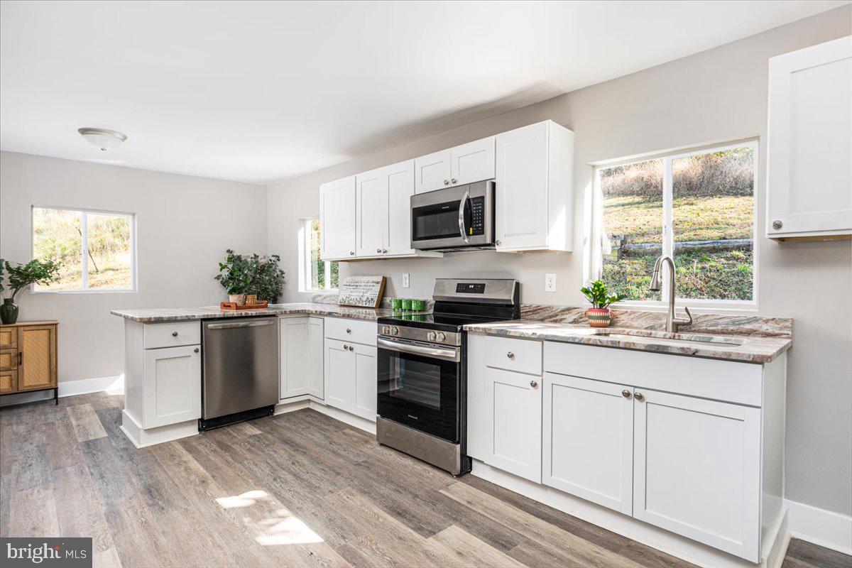 13886 CREST HILL RD, FLINT HILL, Virginia 22627, 3 Bedrooms Bedrooms, ,1 BathroomBathrooms,Residential,For sale,13886 CREST HILL RD,VARP2002356 MLS # VARP2002356 13886 CREST HILL RD, FLINT HILL, Virginia 22627, 3 Bedrooms Bedrooms, ,1 BathroomBathrooms,Residential,For sale,13886 CREST HILL RD,VARP2002356 MLS # VARP2002356