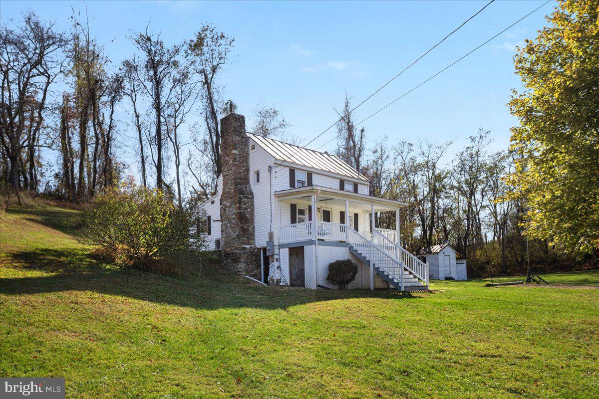 13886 CREST HILL RD, FLINT HILL, Virginia 22627, 3 Bedrooms Bedrooms, ,1 BathroomBathrooms,Residential,For sale,13886 CREST HILL RD,VARP2002356 MLS # VARP2002356 13886 CREST HILL RD, FLINT HILL, Virginia 22627, 3 Bedrooms Bedrooms, ,1 BathroomBathrooms,Residential,For sale,13886 CREST HILL RD,VARP2002356 MLS # VARP2002356