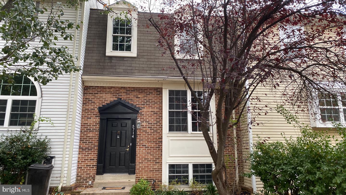 5714 MASON BLUFF DR, BURKE, Virginia 22015, 3 Bedrooms Bedrooms, ,3 BathroomsBathrooms,Residential,For sale,5714 MASON BLUFF DR,VAFX2276248 MLS # VAFX2276248 5714 MASON BLUFF DR, BURKE, Virginia 22015, 3 Bedrooms Bedrooms, ,3 BathroomsBathrooms,Residential,For sale,5714 MASON BLUFF DR,VAFX2276248 MLS # VAFX2276248