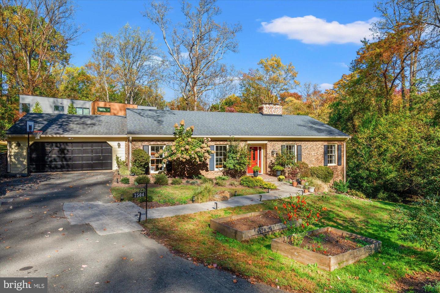 7504 BLAISE TRL, MCLEAN, Virginia 22102, 4 Bedrooms Bedrooms, ,3 BathroomsBathrooms,Residential,For sale,7504 BLAISE TRL,VAFX2276256 MLS # VAFX2276256 7504 BLAISE TRL, MCLEAN, Virginia 22102, 4 Bedrooms Bedrooms, ,3 BathroomsBathrooms,Residential,For sale,7504 BLAISE TRL,VAFX2276256 MLS # VAFX2276256