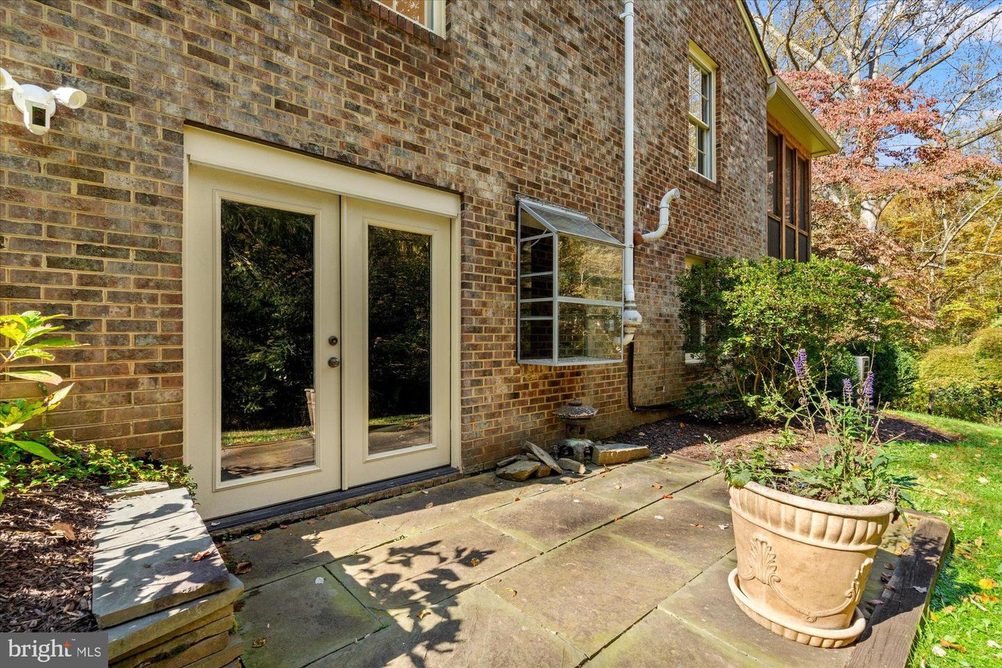 7504 BLAISE TRL, MCLEAN, Virginia 22102, 4 Bedrooms Bedrooms, ,3 BathroomsBathrooms,Residential,For sale,7504 BLAISE TRL,VAFX2276256 MLS # VAFX2276256 7504 BLAISE TRL, MCLEAN, Virginia 22102, 4 Bedrooms Bedrooms, ,3 BathroomsBathrooms,Residential,For sale,7504 BLAISE TRL,VAFX2276256 MLS # VAFX2276256