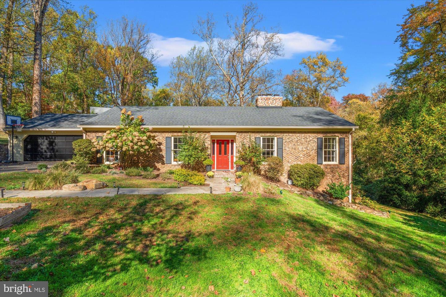 7504 BLAISE TRL, MCLEAN, Virginia 22102, 4 Bedrooms Bedrooms, ,3 BathroomsBathrooms,Residential,For sale,7504 BLAISE TRL,VAFX2276256 MLS # VAFX2276256 7504 BLAISE TRL, MCLEAN, Virginia 22102, 4 Bedrooms Bedrooms, ,3 BathroomsBathrooms,Residential,For sale,7504 BLAISE TRL,VAFX2276256 MLS # VAFX2276256