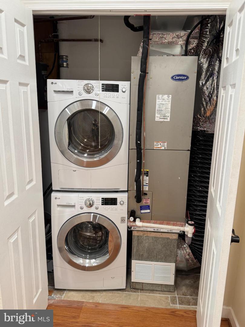 633 18TH ST NE, WASHINGTON, District Of Columbia 20002, 2 Bedrooms Bedrooms, 7 Rooms Rooms,1 BathroomBathrooms,Residential,For sale,633 18TH ST NE,DCDC2229064 MLS # DCDC2229064 633 18TH ST NE, WASHINGTON, District Of Columbia 20002, 2 Bedrooms Bedrooms, 7 Rooms Rooms,1 BathroomBathrooms,Residential,For sale,633 18TH ST NE,DCDC2229064 MLS # DCDC2229064