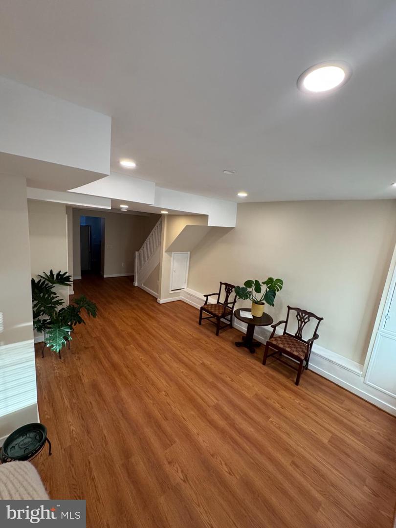 633 18TH ST NE, WASHINGTON, District Of Columbia 20002, 2 Bedrooms Bedrooms, 7 Rooms Rooms,1 BathroomBathrooms,Residential,For sale,633 18TH ST NE,DCDC2229064 MLS # DCDC2229064 633 18TH ST NE, WASHINGTON, District Of Columbia 20002, 2 Bedrooms Bedrooms, 7 Rooms Rooms,1 BathroomBathrooms,Residential,For sale,633 18TH ST NE,DCDC2229064 MLS # DCDC2229064