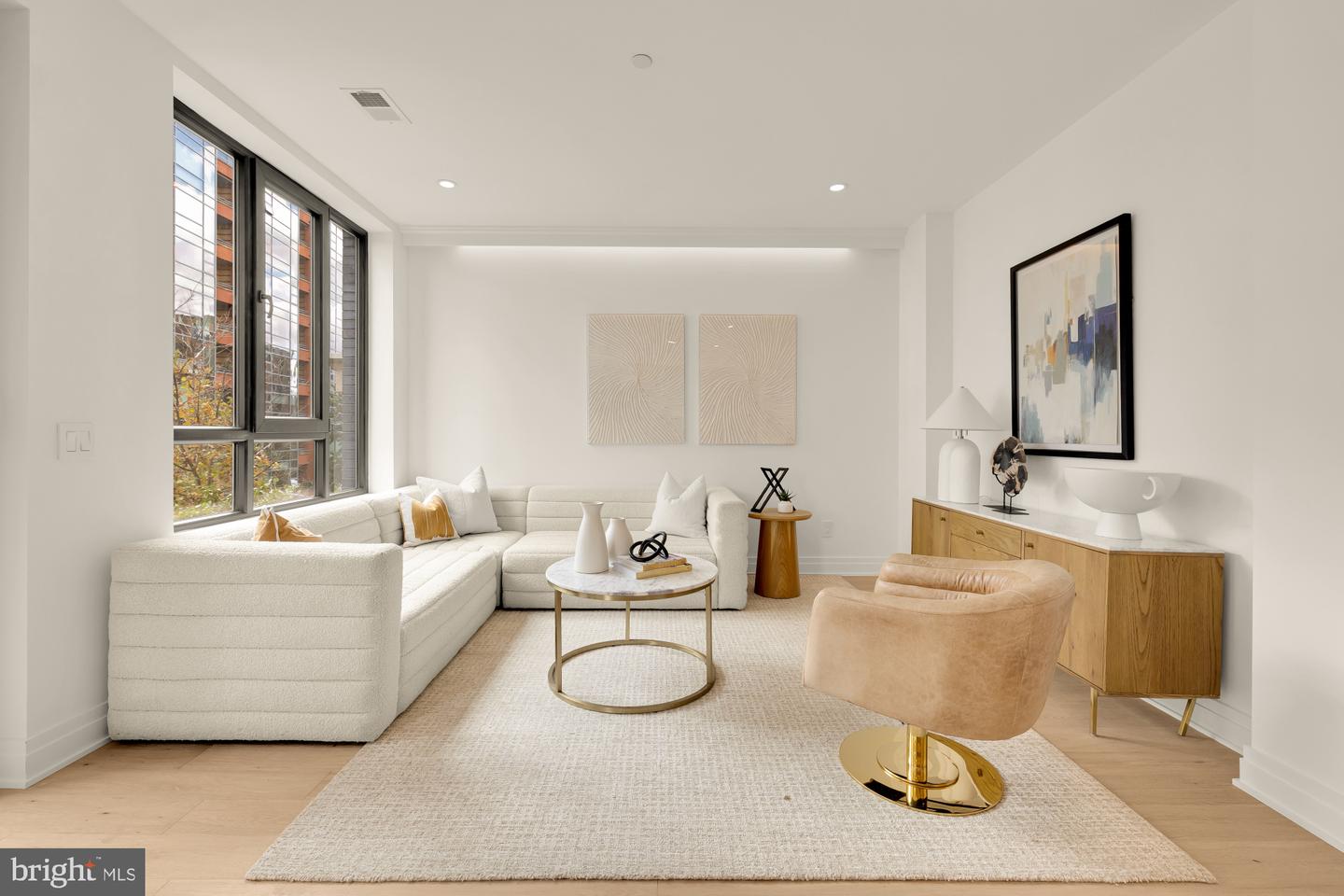 1128 10TH ST NW #301, WASHINGTON, District Of Columbia 20001, 2 Bedrooms Bedrooms, ,2 BathroomsBathrooms,Residential,For sale,1128 10TH ST NW #301,DCDC2229082 MLS # DCDC2229082 1128 10TH ST NW #301, WASHINGTON, District Of Columbia 20001, 2 Bedrooms Bedrooms, ,2 BathroomsBathrooms,Residential,For sale,1128 10TH ST NW #301,DCDC2229082 MLS # DCDC2229082