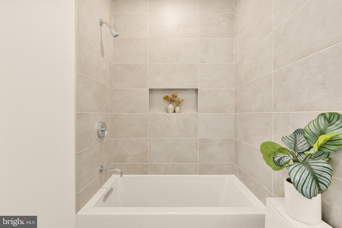 1128 10TH ST NW #202, WASHINGTON, District Of Columbia 20001, 2 Bedrooms Bedrooms, ,2 BathroomsBathrooms,Residential,For sale,1128 10TH ST NW #202,DCDC2229122 MLS # DCDC2229122 1128 10TH ST NW #202, WASHINGTON, District Of Columbia 20001, 2 Bedrooms Bedrooms, ,2 BathroomsBathrooms,Residential,For sale,1128 10TH ST NW #202,DCDC2229122 MLS # DCDC2229122