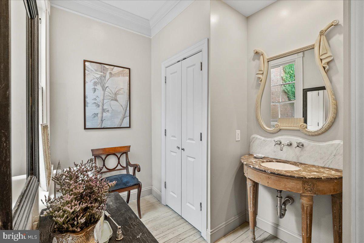 2815 Q ST NW, WASHINGTON, District Of Columbia 20007, 3 Bedrooms Bedrooms, ,3 BathroomsBathrooms,Residential,For sale,2815 Q ST NW,DCDC2229142 MLS # DCDC2229142 2815 Q ST NW, WASHINGTON, District Of Columbia 20007, 3 Bedrooms Bedrooms, ,3 BathroomsBathrooms,Residential,For sale,2815 Q ST NW,DCDC2229142 MLS # DCDC2229142