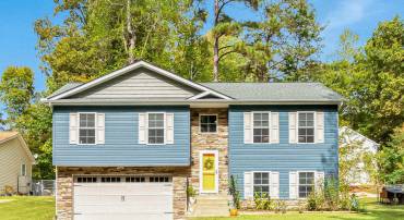 205 CLINTON DR, RUTHER GLEN, Virginia 22546, 3 Bedrooms Bedrooms, 5 Rooms Rooms,2 BathroomsBathrooms,Residential,For sale,205 CLINTON DR,VACV2009056 MLS # VACV2009056