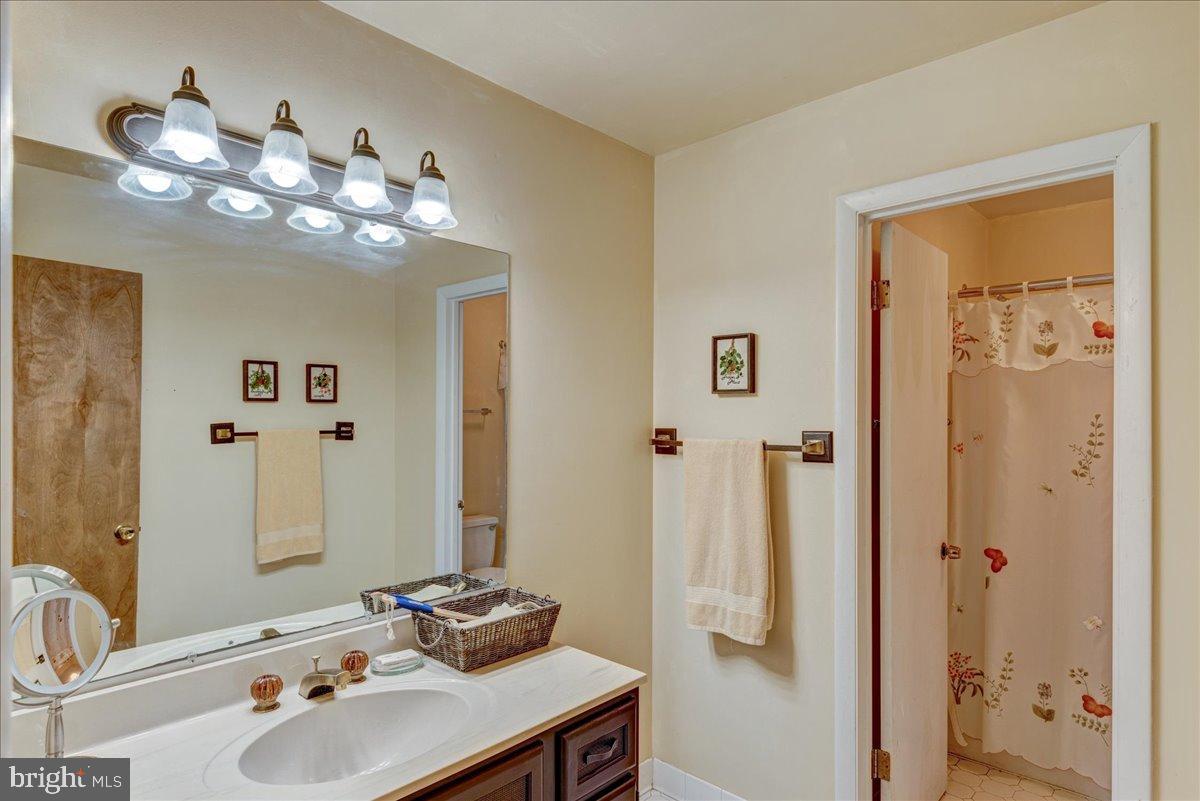 DOCK LUCK LN, SPOTSYLVANIA, Virginia 22551, 3 Bedrooms Bedrooms, 13 Rooms Rooms,3 BathroomsBathrooms,Residential,For sale,DOCK LUCK LN,VASP2037256 MLS # VASP2037256 DOCK LUCK LN, SPOTSYLVANIA, Virginia 22551, 3 Bedrooms Bedrooms, 13 Rooms Rooms,3 BathroomsBathrooms,Residential,For sale,DOCK LUCK LN,VASP2037256 MLS # VASP2037256