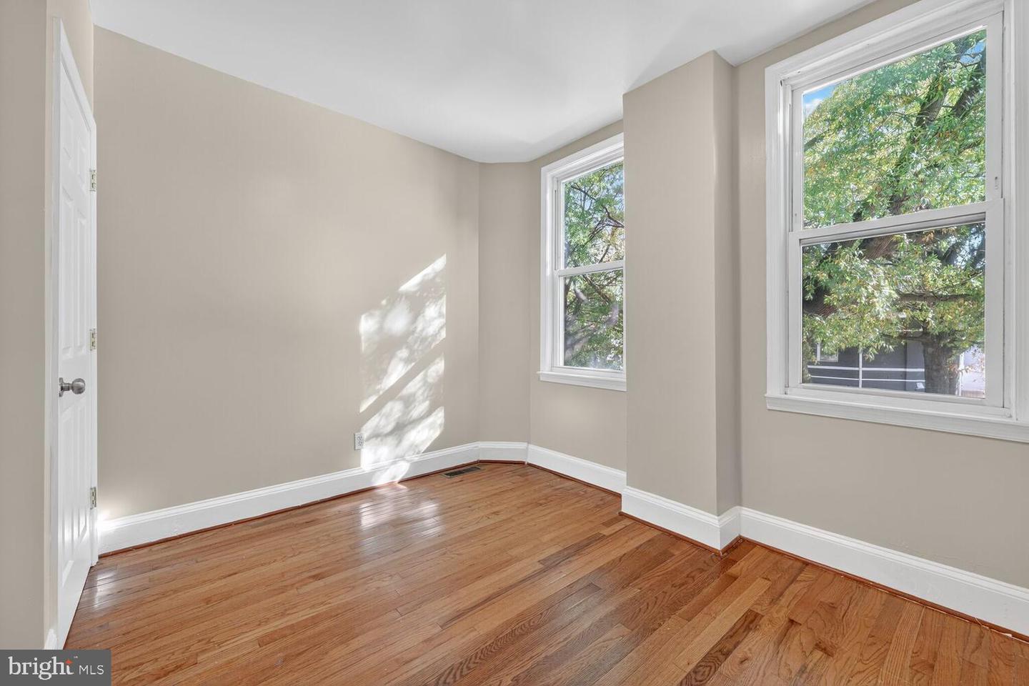833 L ST NE, WASHINGTON, District Of Columbia 20002, ,Residential,For sale,833 L ST NE,DCDC2229158 MLS # DCDC2229158 833 L ST NE, WASHINGTON, District Of Columbia 20002, ,Residential,For sale,833 L ST NE,DCDC2229158 MLS # DCDC2229158