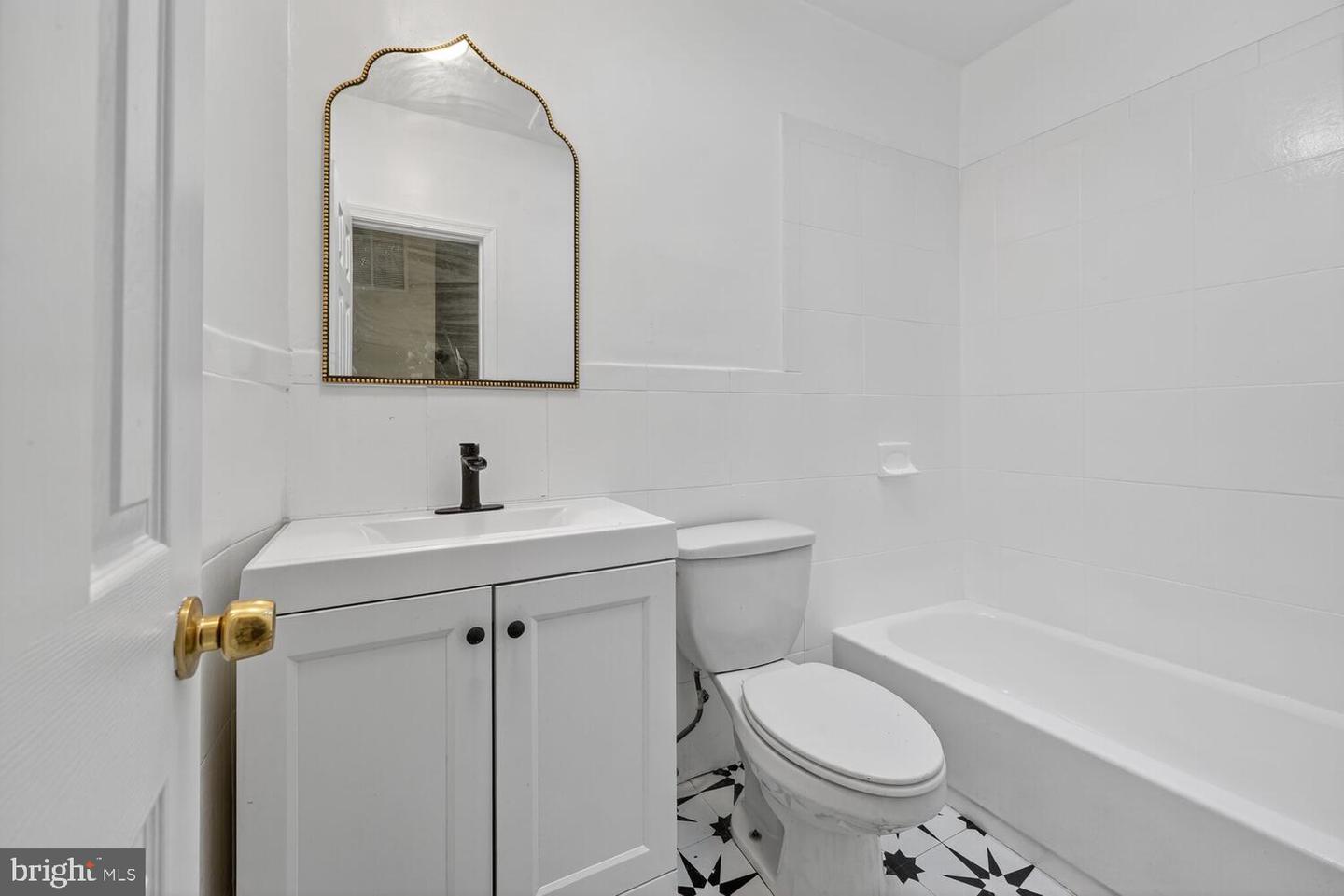 833 L ST NE, WASHINGTON, District Of Columbia 20002, ,Residential,For sale,833 L ST NE,DCDC2229158 MLS # DCDC2229158 833 L ST NE, WASHINGTON, District Of Columbia 20002, ,Residential,For sale,833 L ST NE,DCDC2229158 MLS # DCDC2229158