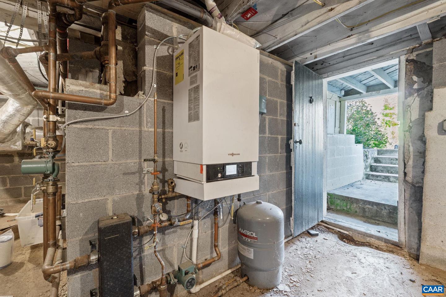 5515 GORDONSVILLE RD, KESWICK, Virginia 22947, 3 Bedrooms Bedrooms, ,2 BathroomsBathrooms,Residential,For sale,5515 GORDONSVILLE RD,670437 MLS # 670437