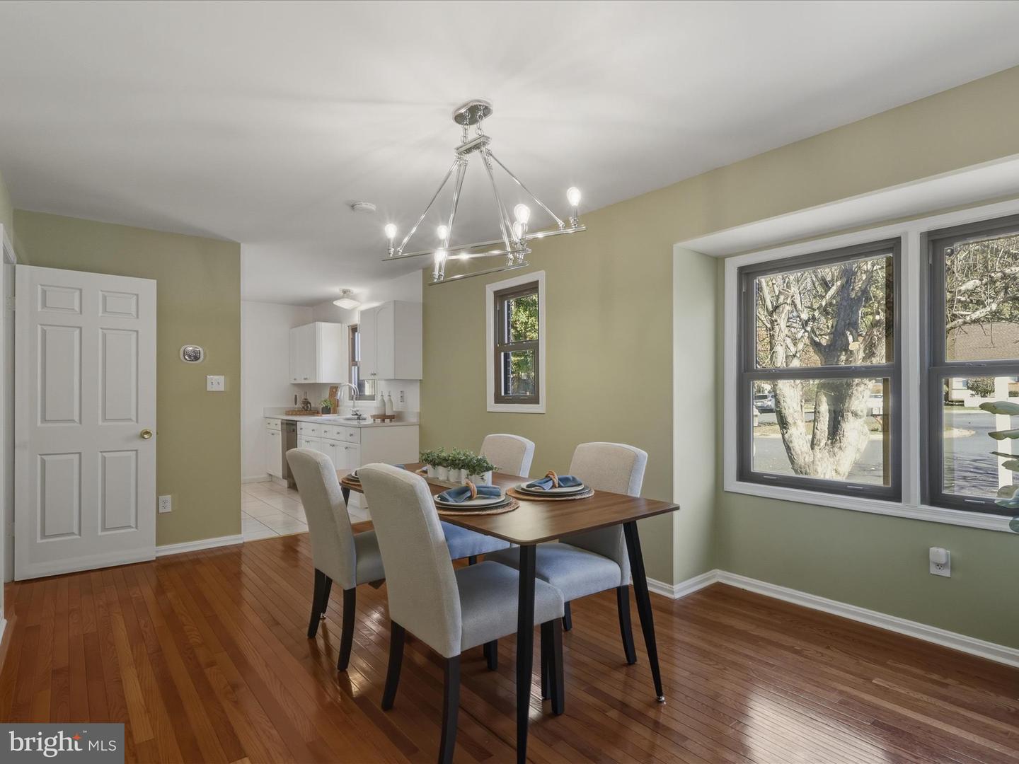 9816 PEBBLE WEIGH CT, BURKE, Virginia 22015, 4 Bedrooms Bedrooms, 11 Rooms Rooms,3 BathroomsBathrooms,Residential,For sale,9816 PEBBLE WEIGH CT,VAFX2262668 MLS # VAFX2262668 9816 PEBBLE WEIGH CT, BURKE, Virginia 22015, 4 Bedrooms Bedrooms, 11 Rooms Rooms,3 BathroomsBathrooms,Residential,For sale,9816 PEBBLE WEIGH CT,VAFX2262668 MLS # VAFX2262668