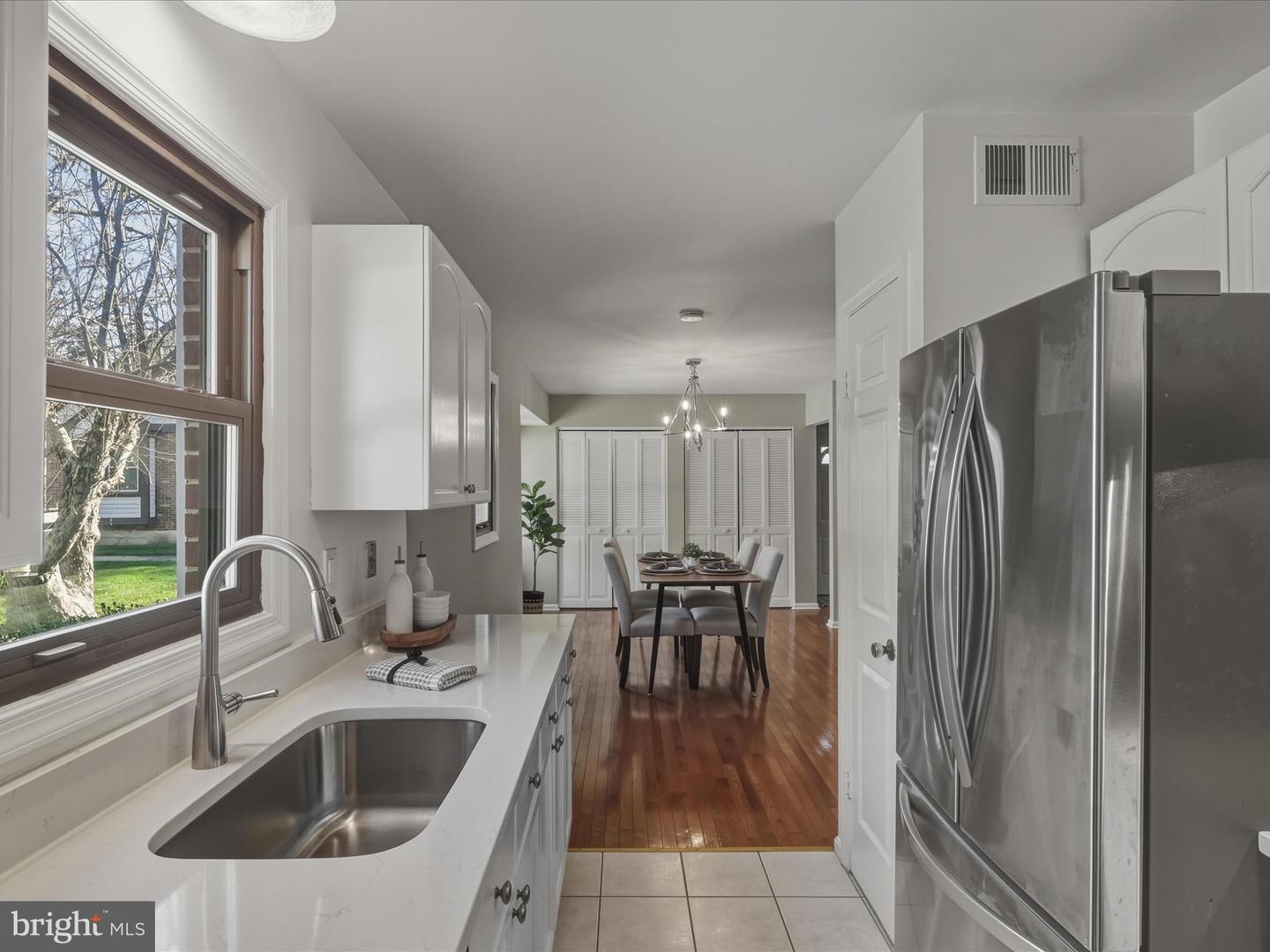 9816 PEBBLE WEIGH CT, BURKE, Virginia 22015, 4 Bedrooms Bedrooms, 11 Rooms Rooms,3 BathroomsBathrooms,Residential,For sale,9816 PEBBLE WEIGH CT,VAFX2262668 MLS # VAFX2262668 9816 PEBBLE WEIGH CT, BURKE, Virginia 22015, 4 Bedrooms Bedrooms, 11 Rooms Rooms,3 BathroomsBathrooms,Residential,For sale,9816 PEBBLE WEIGH CT,VAFX2262668 MLS # VAFX2262668
