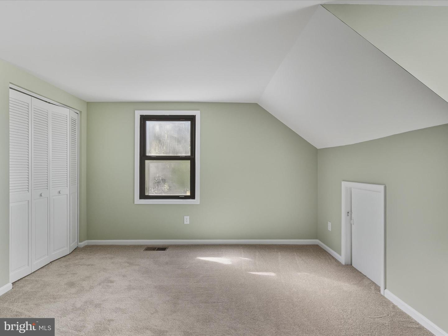 9816 PEBBLE WEIGH CT, BURKE, Virginia 22015, 4 Bedrooms Bedrooms, 11 Rooms Rooms,3 BathroomsBathrooms,Residential,For sale,9816 PEBBLE WEIGH CT,VAFX2262668 MLS # VAFX2262668 9816 PEBBLE WEIGH CT, BURKE, Virginia 22015, 4 Bedrooms Bedrooms, 11 Rooms Rooms,3 BathroomsBathrooms,Residential,For sale,9816 PEBBLE WEIGH CT,VAFX2262668 MLS # VAFX2262668