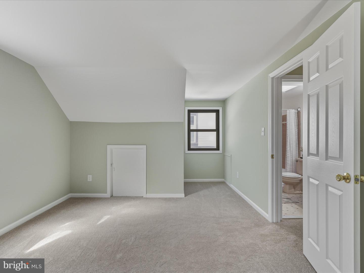 9816 PEBBLE WEIGH CT, BURKE, Virginia 22015, 4 Bedrooms Bedrooms, 11 Rooms Rooms,3 BathroomsBathrooms,Residential,For sale,9816 PEBBLE WEIGH CT,VAFX2262668 MLS # VAFX2262668 9816 PEBBLE WEIGH CT, BURKE, Virginia 22015, 4 Bedrooms Bedrooms, 11 Rooms Rooms,3 BathroomsBathrooms,Residential,For sale,9816 PEBBLE WEIGH CT,VAFX2262668 MLS # VAFX2262668