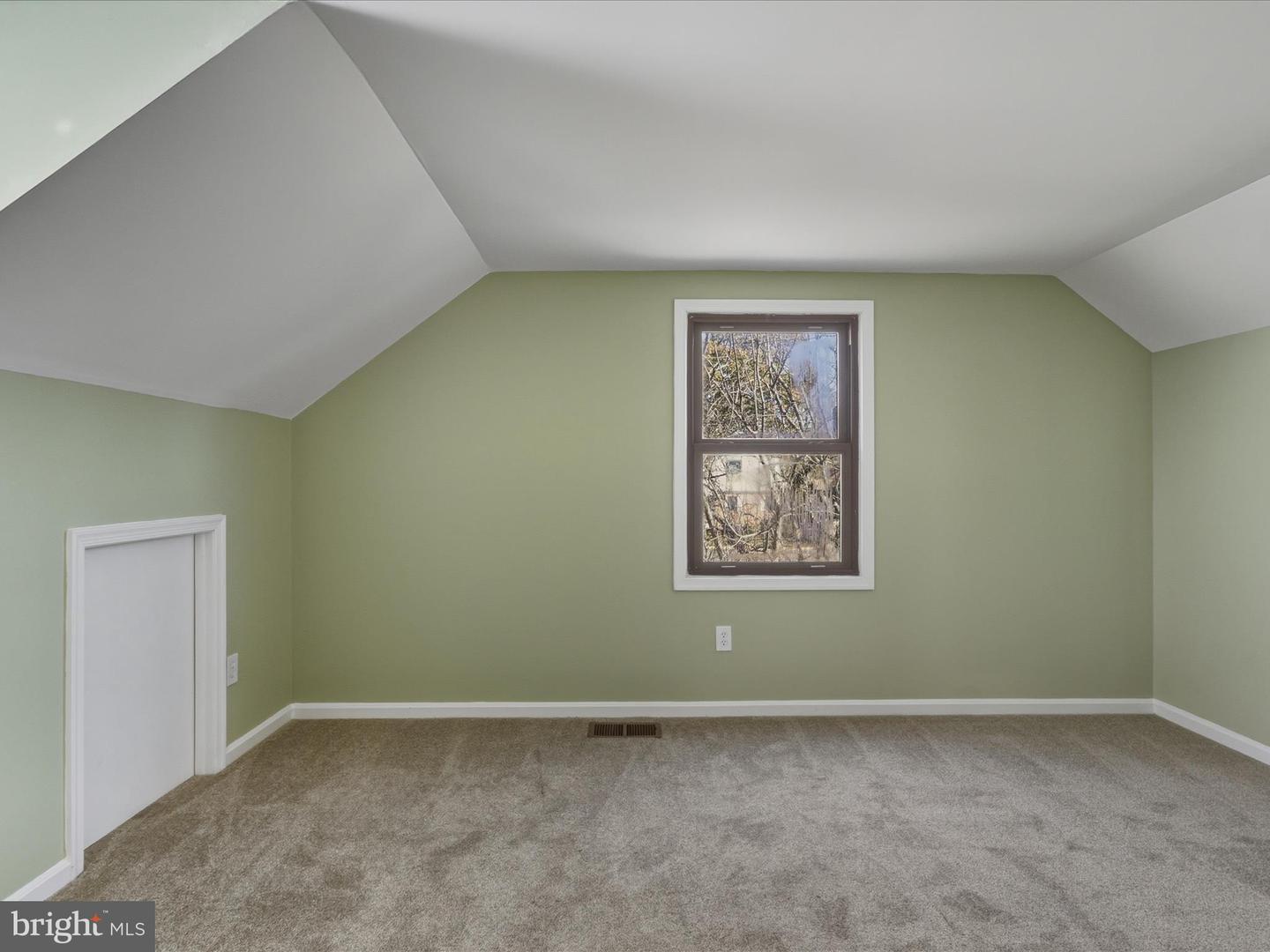 9816 PEBBLE WEIGH CT, BURKE, Virginia 22015, 4 Bedrooms Bedrooms, 11 Rooms Rooms,3 BathroomsBathrooms,Residential,For sale,9816 PEBBLE WEIGH CT,VAFX2262668 MLS # VAFX2262668 9816 PEBBLE WEIGH CT, BURKE, Virginia 22015, 4 Bedrooms Bedrooms, 11 Rooms Rooms,3 BathroomsBathrooms,Residential,For sale,9816 PEBBLE WEIGH CT,VAFX2262668 MLS # VAFX2262668