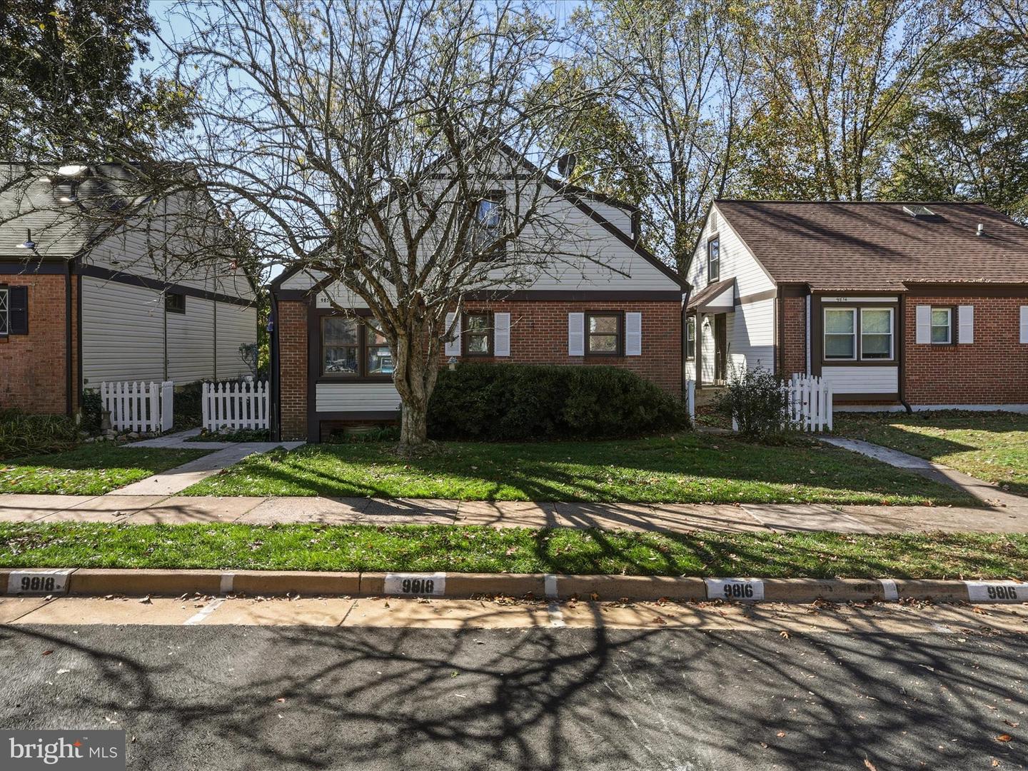 9816 PEBBLE WEIGH CT, BURKE, Virginia 22015, 4 Bedrooms Bedrooms, 11 Rooms Rooms,3 BathroomsBathrooms,Residential,For sale,9816 PEBBLE WEIGH CT,VAFX2262668 MLS # VAFX2262668 9816 PEBBLE WEIGH CT, BURKE, Virginia 22015, 4 Bedrooms Bedrooms, 11 Rooms Rooms,3 BathroomsBathrooms,Residential,For sale,9816 PEBBLE WEIGH CT,VAFX2262668 MLS # VAFX2262668