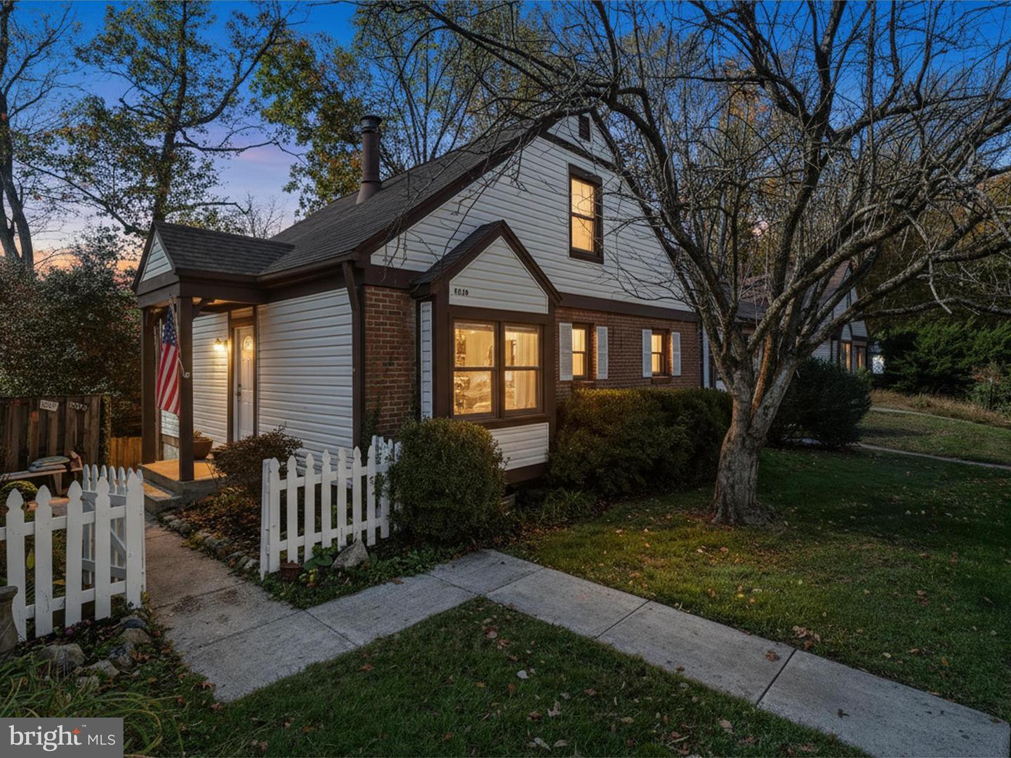 9816 PEBBLE WEIGH CT, BURKE, Virginia 22015, 4 Bedrooms Bedrooms, 11 Rooms Rooms,3 BathroomsBathrooms,Residential,For sale,9816 PEBBLE WEIGH CT,VAFX2262668 MLS # VAFX2262668 9816 PEBBLE WEIGH CT, BURKE, Virginia 22015, 4 Bedrooms Bedrooms, 11 Rooms Rooms,3 BathroomsBathrooms,Residential,For sale,9816 PEBBLE WEIGH CT,VAFX2262668 MLS # VAFX2262668