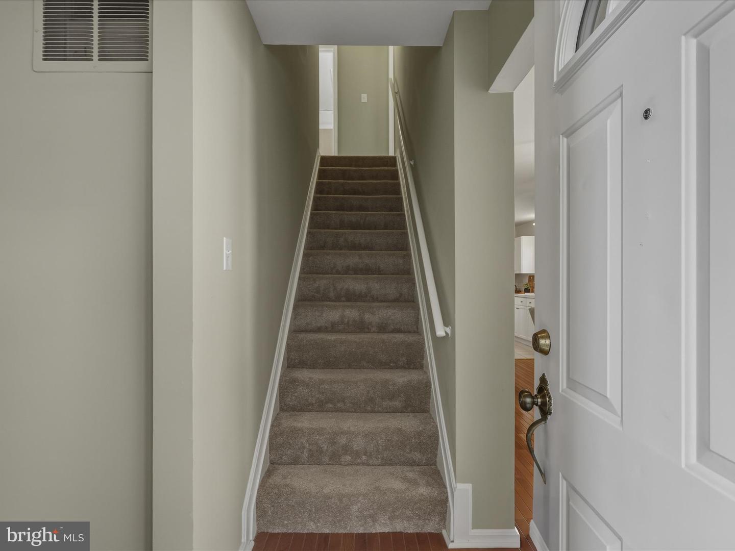 9816 PEBBLE WEIGH CT, BURKE, Virginia 22015, 4 Bedrooms Bedrooms, 11 Rooms Rooms,3 BathroomsBathrooms,Residential,For sale,9816 PEBBLE WEIGH CT,VAFX2262668 MLS # VAFX2262668 9816 PEBBLE WEIGH CT, BURKE, Virginia 22015, 4 Bedrooms Bedrooms, 11 Rooms Rooms,3 BathroomsBathrooms,Residential,For sale,9816 PEBBLE WEIGH CT,VAFX2262668 MLS # VAFX2262668