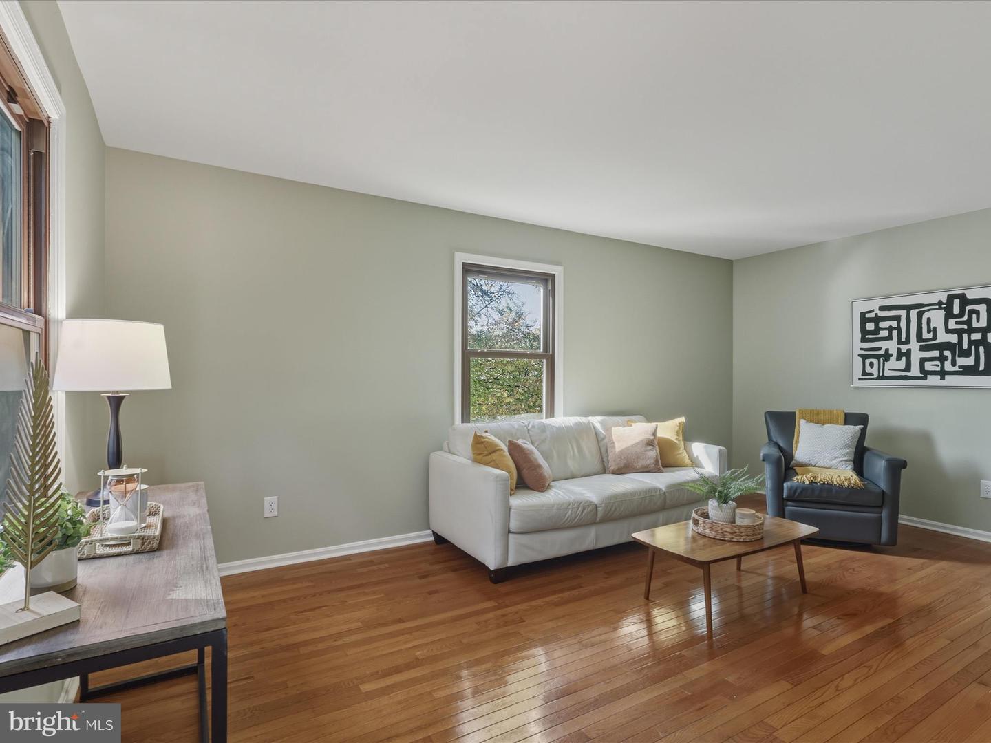 9816 PEBBLE WEIGH CT, BURKE, Virginia 22015, 4 Bedrooms Bedrooms, 11 Rooms Rooms,3 BathroomsBathrooms,Residential,For sale,9816 PEBBLE WEIGH CT,VAFX2262668 MLS # VAFX2262668 9816 PEBBLE WEIGH CT, BURKE, Virginia 22015, 4 Bedrooms Bedrooms, 11 Rooms Rooms,3 BathroomsBathrooms,Residential,For sale,9816 PEBBLE WEIGH CT,VAFX2262668 MLS # VAFX2262668