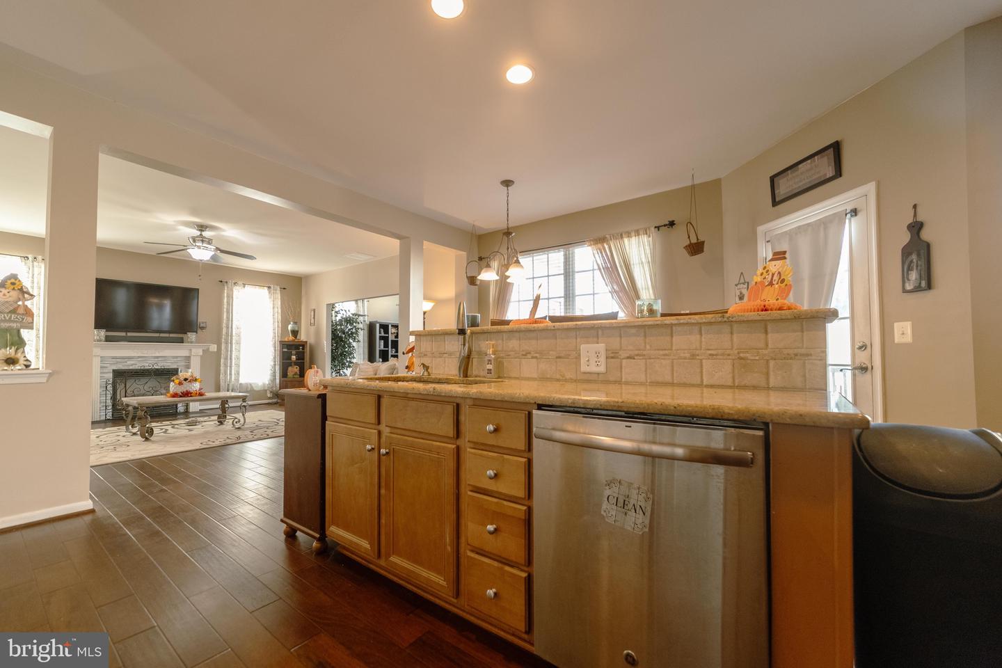 8381 MINERAL SPRINGS DR, MANASSAS, Virginia 20112, 5 Bedrooms Bedrooms, ,3 BathroomsBathrooms,Residential,For sale,8381 MINERAL SPRINGS DR,VAPW2102996 MLS # VAPW2102996 8381 MINERAL SPRINGS DR, MANASSAS, Virginia 20112, 5 Bedrooms Bedrooms, ,3 BathroomsBathrooms,Residential,For sale,8381 MINERAL SPRINGS DR,VAPW2102996 MLS # VAPW2102996