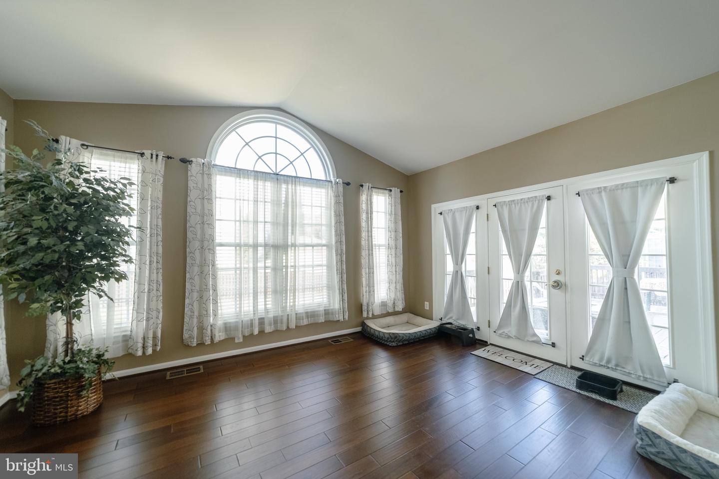 8381 MINERAL SPRINGS DR, MANASSAS, Virginia 20112, 5 Bedrooms Bedrooms, ,3 BathroomsBathrooms,Residential,For sale,8381 MINERAL SPRINGS DR,VAPW2102996 MLS # VAPW2102996 8381 MINERAL SPRINGS DR, MANASSAS, Virginia 20112, 5 Bedrooms Bedrooms, ,3 BathroomsBathrooms,Residential,For sale,8381 MINERAL SPRINGS DR,VAPW2102996 MLS # VAPW2102996