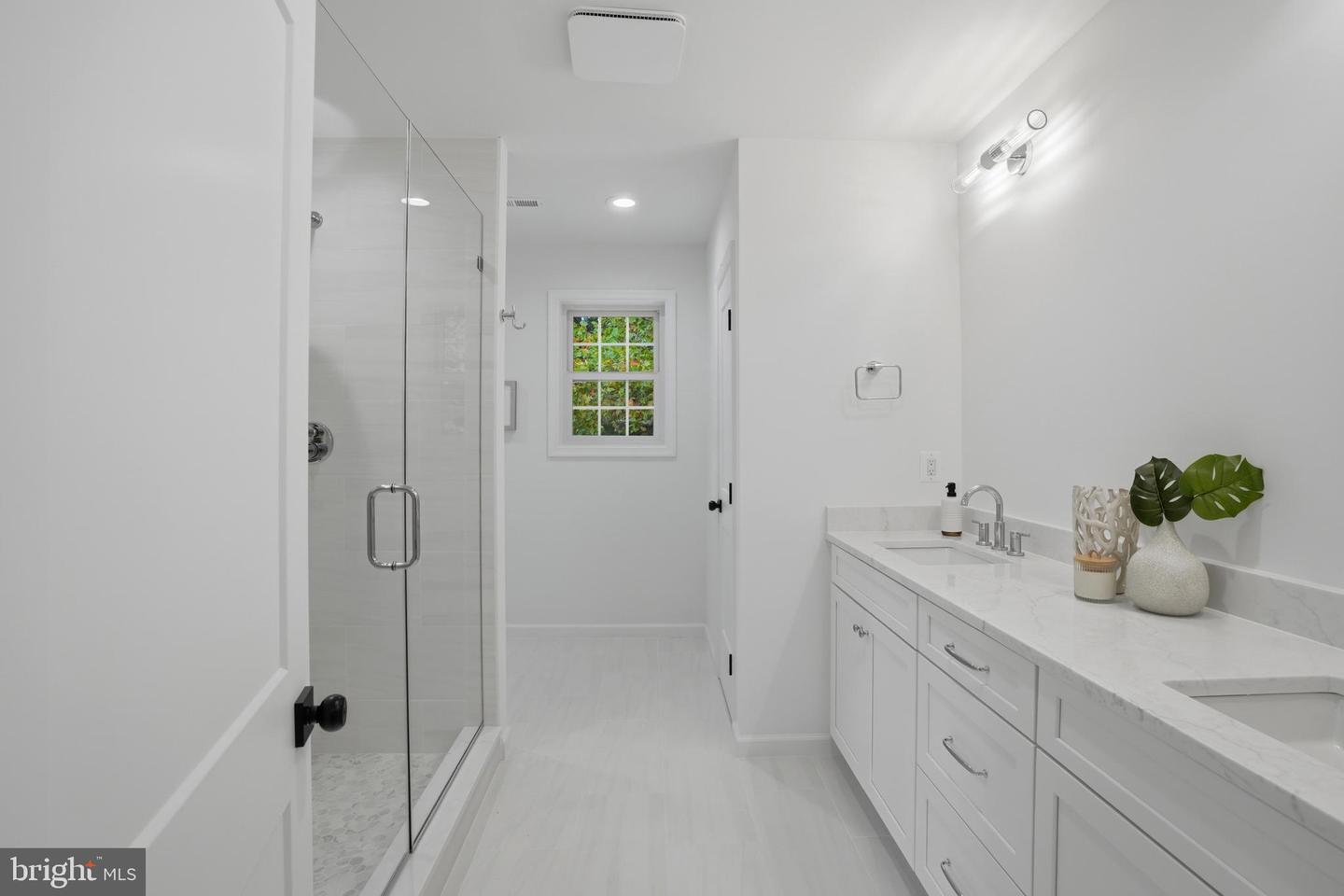 3409 STERLING AVE, ALEXANDRIA, Virginia 22304, 5 Bedrooms Bedrooms, ,4 BathroomsBathrooms,Residential,For sale,3409 STERLING AVE,VAAX2049342 MLS # VAAX2049342 3409 STERLING AVE, ALEXANDRIA, Virginia 22304, 5 Bedrooms Bedrooms, ,4 BathroomsBathrooms,Residential,For sale,3409 STERLING AVE,VAAX2049342 MLS # VAAX2049342