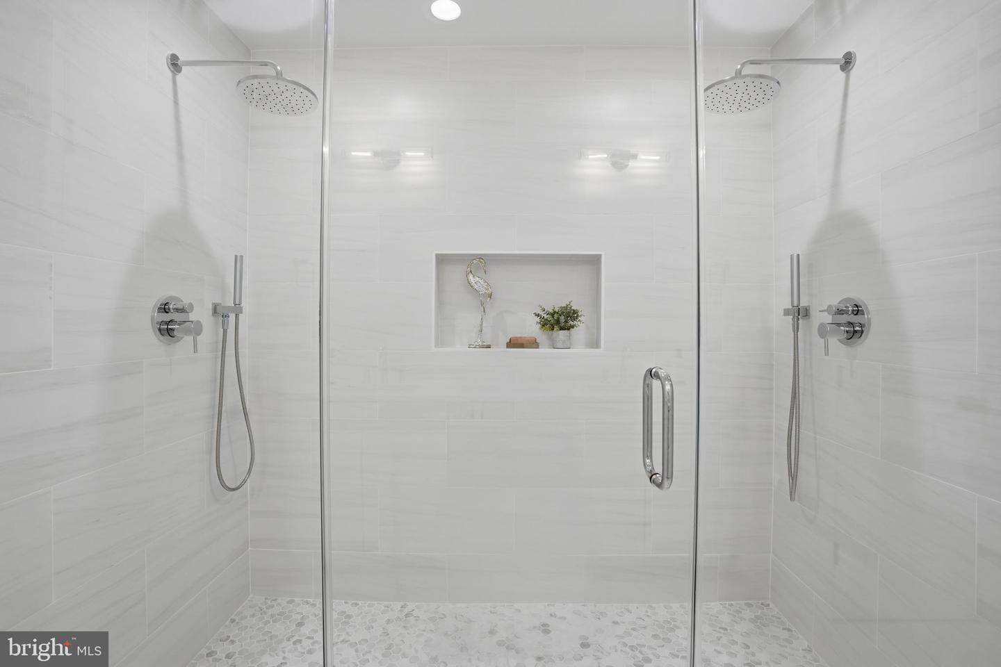 3409 STERLING AVE, ALEXANDRIA, Virginia 22304, 5 Bedrooms Bedrooms, ,4 BathroomsBathrooms,Residential,For sale,3409 STERLING AVE,VAAX2049342 MLS # VAAX2049342 3409 STERLING AVE, ALEXANDRIA, Virginia 22304, 5 Bedrooms Bedrooms, ,4 BathroomsBathrooms,Residential,For sale,3409 STERLING AVE,VAAX2049342 MLS # VAAX2049342