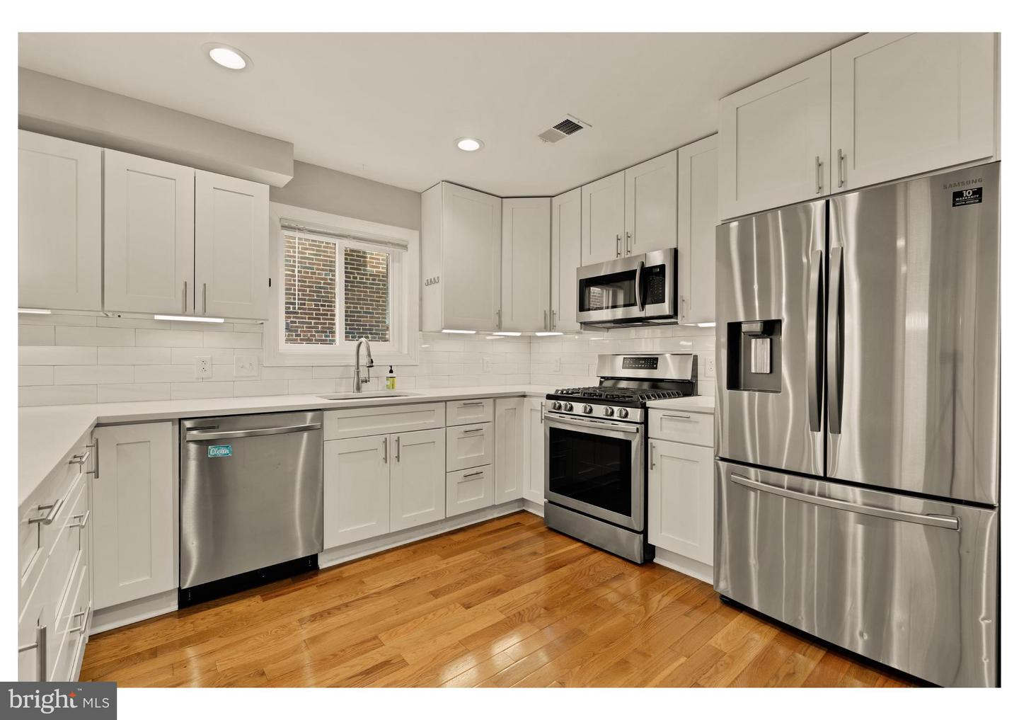 1885 ALABAMA AVE SE, WASHINGTON, District Of Columbia 20020, 3 Bedrooms Bedrooms, ,3 BathroomsBathrooms,Residential,For sale,1885 ALABAMA AVE SE,DCDC2226360 MLS # DCDC2226360 1885 ALABAMA AVE SE, WASHINGTON, District Of Columbia 20020, 3 Bedrooms Bedrooms, ,3 BathroomsBathrooms,Residential,For sale,1885 ALABAMA AVE SE,DCDC2226360 MLS # DCDC2226360