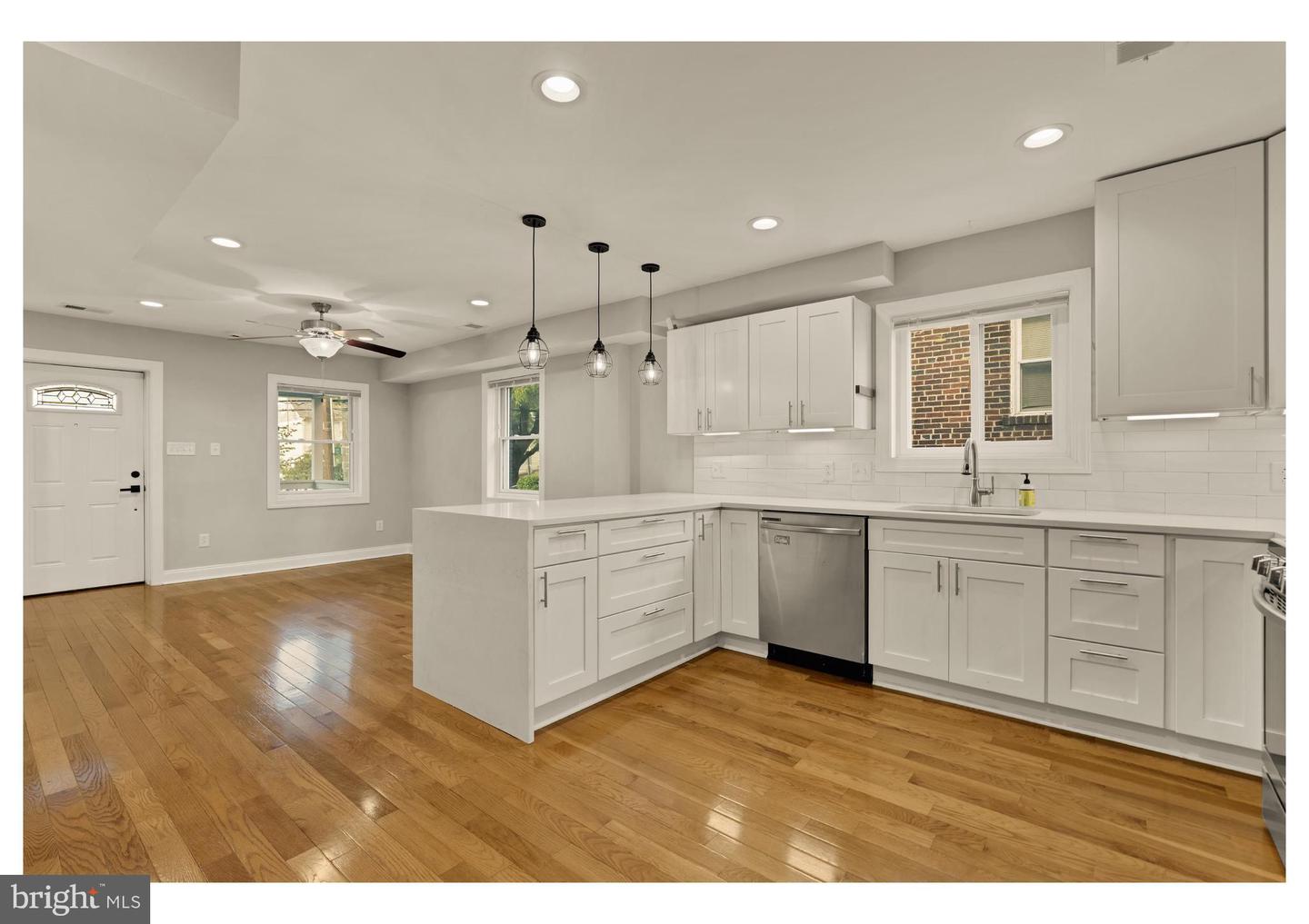 1885 ALABAMA AVE SE, WASHINGTON, District Of Columbia 20020, 3 Bedrooms Bedrooms, ,3 BathroomsBathrooms,Residential,For sale,1885 ALABAMA AVE SE,DCDC2226360 MLS # DCDC2226360 1885 ALABAMA AVE SE, WASHINGTON, District Of Columbia 20020, 3 Bedrooms Bedrooms, ,3 BathroomsBathrooms,Residential,For sale,1885 ALABAMA AVE SE,DCDC2226360 MLS # DCDC2226360