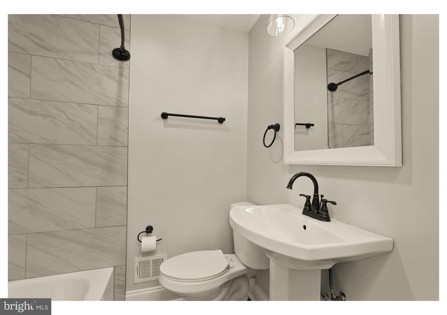 1885 ALABAMA AVE SE, WASHINGTON, District Of Columbia 20020, 3 Bedrooms Bedrooms, ,3 BathroomsBathrooms,Residential,For sale,1885 ALABAMA AVE SE,DCDC2226360 MLS # DCDC2226360 1885 ALABAMA AVE SE, WASHINGTON, District Of Columbia 20020, 3 Bedrooms Bedrooms, ,3 BathroomsBathrooms,Residential,For sale,1885 ALABAMA AVE SE,DCDC2226360 MLS # DCDC2226360