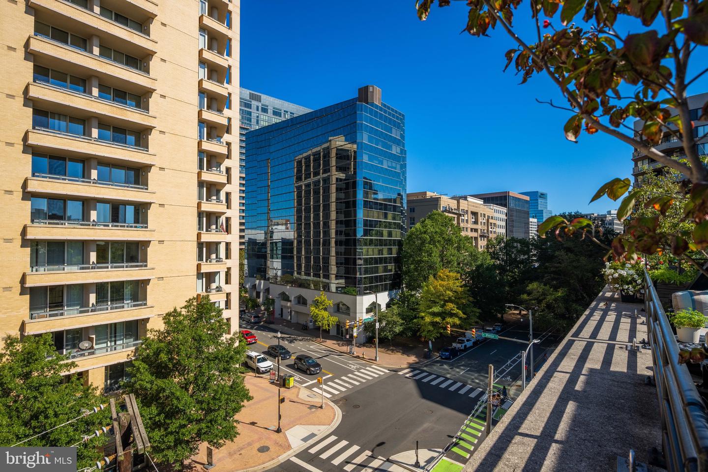 1600 CLARENDON BLVD #W407, ARLINGTON, Virginia 22209, 1 Bedroom Bedrooms, ,2 BathroomsBathrooms,Residential,For sale,1600 CLARENDON BLVD #W407,VAAR2064990 MLS # VAAR2064990 1600 CLARENDON BLVD #W407, ARLINGTON, Virginia 22209, 1 Bedroom Bedrooms, ,2 BathroomsBathrooms,Residential,For sale,1600 CLARENDON BLVD #W407,VAAR2064990 MLS # VAAR2064990