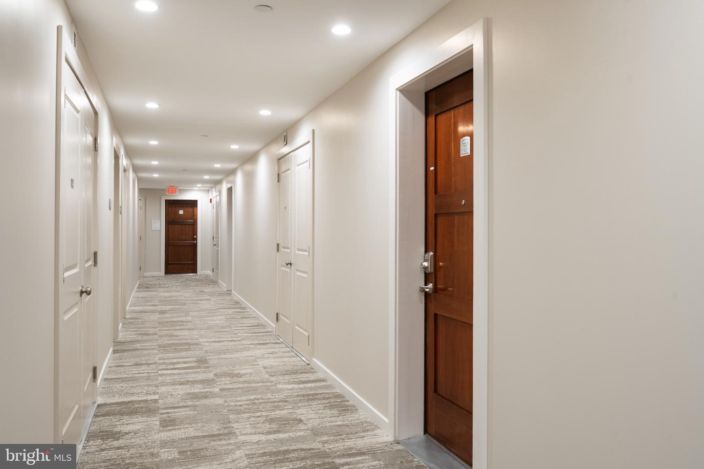 1600 CLARENDON BLVD #W407, ARLINGTON, Virginia 22209, 1 Bedroom Bedrooms, ,2 BathroomsBathrooms,Residential,For sale,1600 CLARENDON BLVD #W407,VAAR2064990 MLS # VAAR2064990 1600 CLARENDON BLVD #W407, ARLINGTON, Virginia 22209, 1 Bedroom Bedrooms, ,2 BathroomsBathrooms,Residential,For sale,1600 CLARENDON BLVD #W407,VAAR2064990 MLS # VAAR2064990