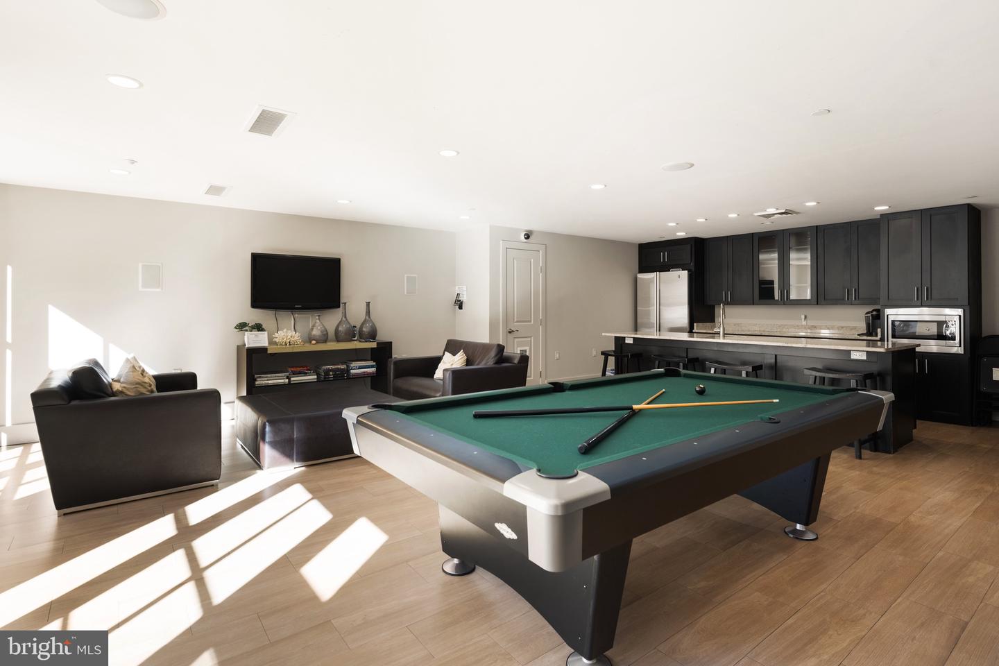 1600 CLARENDON BLVD #W407, ARLINGTON, Virginia 22209, 1 Bedroom Bedrooms, ,2 BathroomsBathrooms,Residential,For sale,1600 CLARENDON BLVD #W407,VAAR2064990 MLS # VAAR2064990 1600 CLARENDON BLVD #W407, ARLINGTON, Virginia 22209, 1 Bedroom Bedrooms, ,2 BathroomsBathrooms,Residential,For sale,1600 CLARENDON BLVD #W407,VAAR2064990 MLS # VAAR2064990