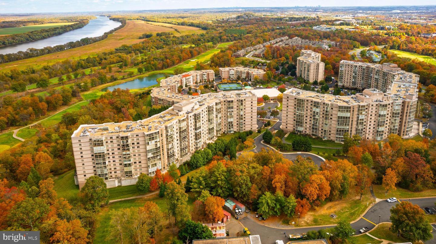 19355 CYPRESS RIDGE TER #114, LEESBURG, Virginia 20176, 2 Bedrooms Bedrooms, ,2 BathroomsBathrooms,Residential,For sale,19355 CYPRESS RIDGE TER #114,VALO2109516 MLS # VALO2109516 19355 CYPRESS RIDGE TER #114, LEESBURG, Virginia 20176, 2 Bedrooms Bedrooms, ,2 BathroomsBathrooms,Residential,For sale,19355 CYPRESS RIDGE TER #114,VALO2109516 MLS # VALO2109516